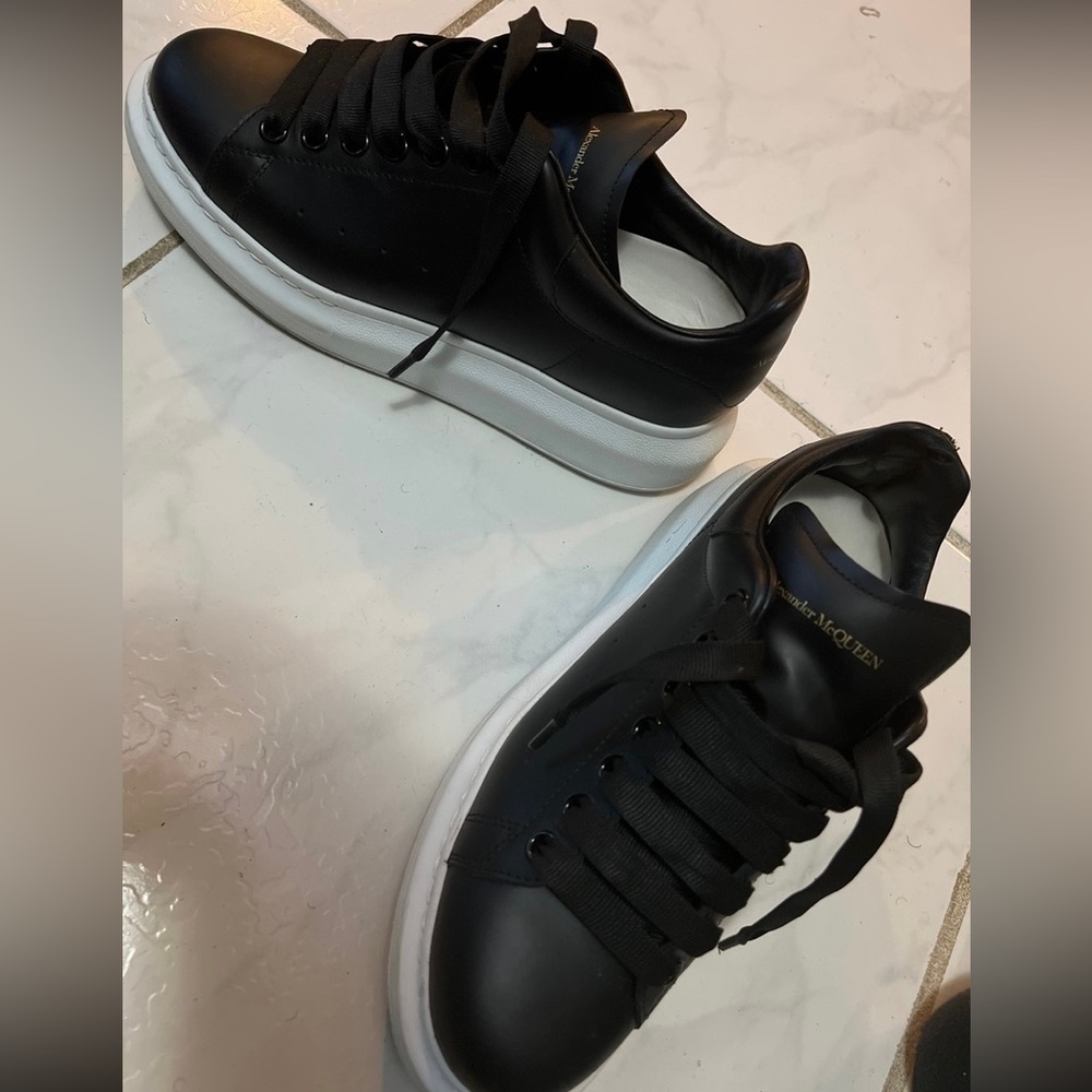 Alexander McQueen size 7 sneakers